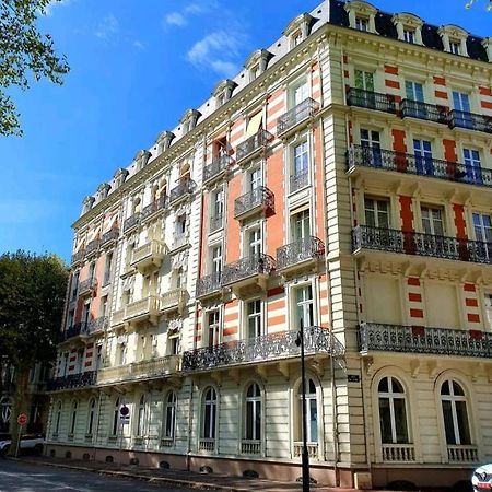 Roomchic - Les Ambassadeurs Vichy Exterior photo